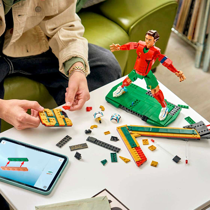 LEGO - Cristiano Ronaldo - Football Legend - 43015