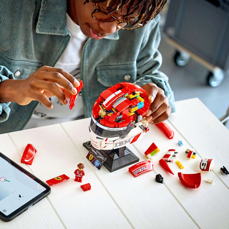 LEGO - Scuderia Ferrari HP Charles Leclerc Helmet - 43014