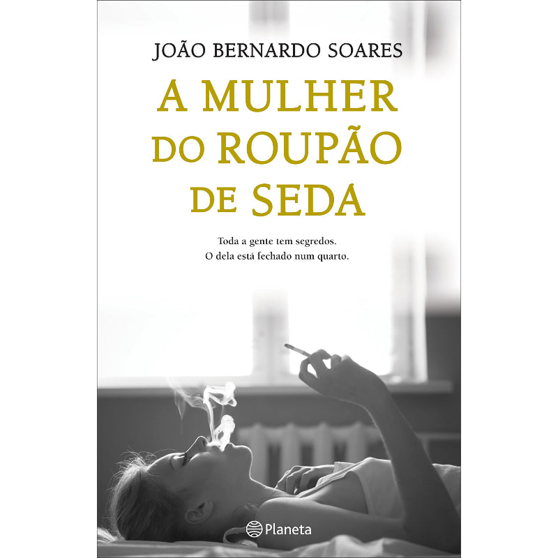 A Mulher do Roupão de Seda
