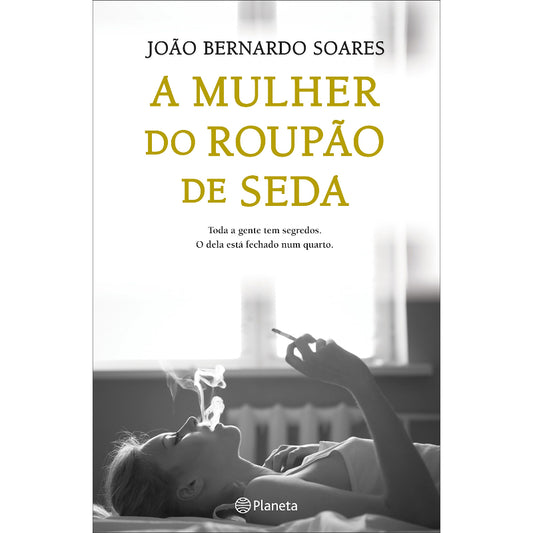 A Mulher do Roupão de Seda