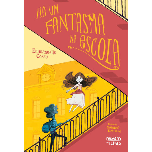 Há um Fantasma na Escola