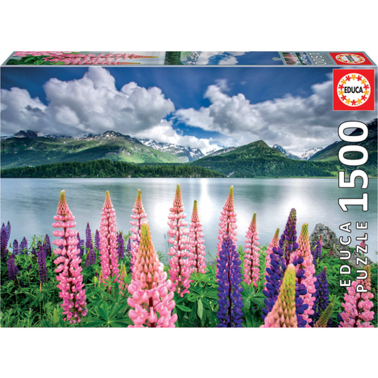 Puzzles 1500 Peças - Tremoços nas Margens do Lago Sils, Suíça